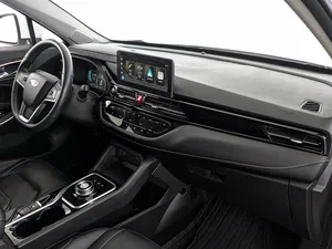 2023 M0SK-VICHZ 3E Low Mileage Automatic Transmission <b>Panoramic</b> Sunroof LED lights LED Daytime Lights 6 Seats Ready Ship - Product Image 2