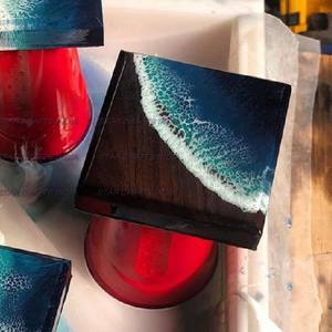 Hermoso diseño de madera y resina forma cuadrada para servir taza de té posavasos Mesa decorar modelo usado estilo hogar utensilios de cocina usados - Product Image 3