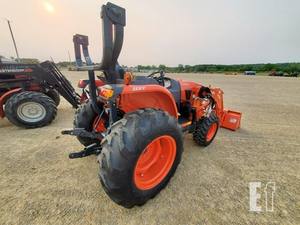 Kubota L3560 4WD Mini Tractor Nuevo Tractor de Rueda Diesel con Motor 180hp Bomba Automática y Caja de Cambios para Uso Agrícola - Product Image 4