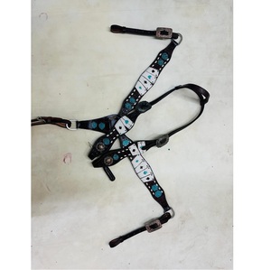 Juego de Arreos de Cuero Occidental Ajustable de la Mejor Calidad con Riendas para una Comodidad de Montar Duradera Disponible a Buen Precio - Product Image 1