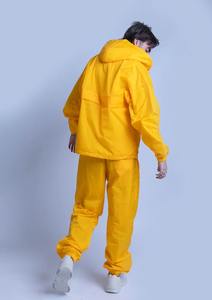 Conjunto de chándal de nailon estampado sólido informal con capucha a la moda para ropa deportiva de secado rápido Unisex con costuras de primera calidad - Product Image 2