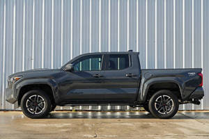 Toyota Tacoma TRD Sport Usada de 2024 - Product Image 5