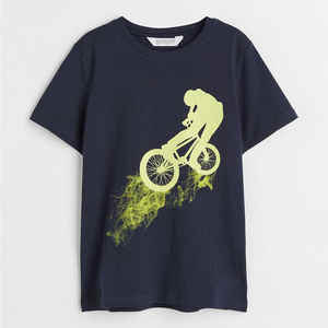 Dernière mode 100% coton T-shirt pour hommes couleur unie séchage rapide respirant conception OEM personnalisée pour adultes - Product Image 1