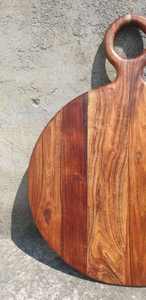 Planche à découper et plateau de service en bois - Durable, lavable au lave-vaisselle - Product Image 3