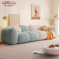 Ensemble de salon moderne de style crème, compressible et facile à transporter, avec un canapé simple, doux et modulaire