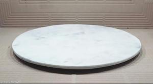 Plaque à découper circulaire en marbre blanc Surface de coupe en pierre de qualité supérieure pour la cuisine, le service et le plateau d'affichage des aliments - Product Image 6