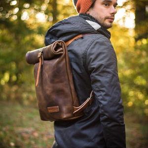 ALW Vintage Mochila de cuero genuino de gran capacidad Portátil Durable Impermeable Oficina Uso diario para hombres Mujeres Poliéster para - Product Image 3