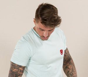Camiseta de algodón para hombre con impresión personalizada y diseño de logotipo Camiseta con dobladillo curvo del fabricante - Product Image 5