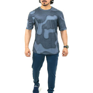 T-shirts de sport personnalisés unis à séchage rapide en maille ouverte, coupe ajustée, pour l'entraînement et le fitness - Product Image 2