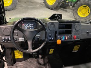 รถอเนกประสงค์ John Deere UTV ราคาประหยัด ขับเคลื่อน 4 ล้อ เกียร์ธรรมดา เครื่องยนต์ 4 จังหวะ น้ำมันเบนซิน/ดีเซล สีเขียว-เหลือง เบาะนั่งสีเขียว-เหลือง รับน้ำหนักได้ 300-400 กก. - Product Image 6
