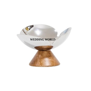 Bol à chocolat en acier avec base en bois Nouveau bol à chocolat fait à la main de belle qualité - Product Image 1