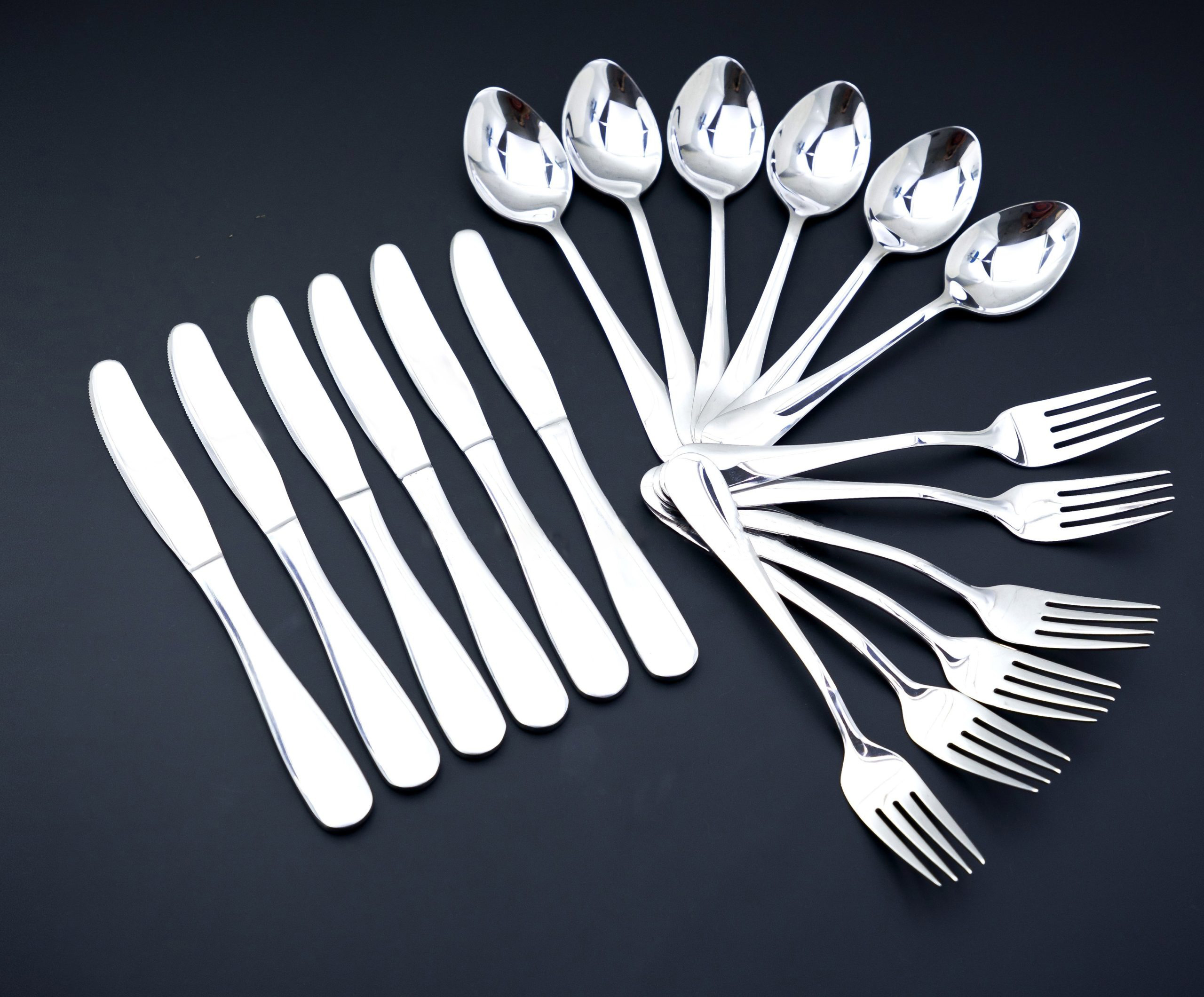 8 Person (52 Pcs)