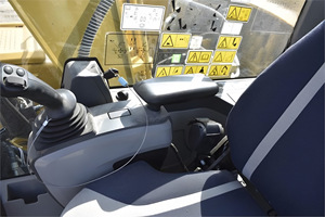 Excavadora grande sobre orugas 2019 Caterpillar 313FL Excavadora para proyectos de infraestructura masiva - Product Image 6