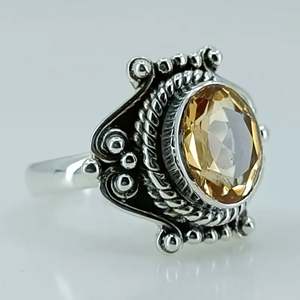 Bague Bohème Chic en Argent Sterling 925 avec Citrine Faite à la Main, Pierre de Naissance de Novembre, Diamant Taille Ovale, Idéale pour Cadeau d'Anniversaire - Product Image 6