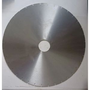 NOUVEAU - Pneu à âme en acier - 490x2.8x70 - 36T (3x14) - Product Image 4