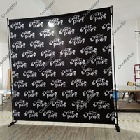Support de bannière télescopique personnalisé 8x8' 10x8' en polyester pour tapis rouge, scène, grand stand d'exposition, logo, toile de fond événementielle