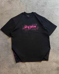 เสื้อยืดวินเทจคอกลมแขนสั้นสำหรับสตรีทแวร์เสื้อครอปเปิดไหล่กราฟิก - Product Image 2