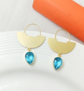 Nuevos pendientes de latón de gama alta para mujeres y niñas, elegantes, a la moda, con un hermoso diseño, chapado en oro, exportador fino, joyería al por mayor - Product Image 2