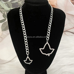 <span class=keywords><strong>Collana</strong></span> alfa Sorority <span class=keywords><strong>con</strong></span> catena di serpente durevole <span class=keywords><strong>rosa</strong></span> verde acero Charm impermeabile greco Chocker gioielli regalo per sorellanza - Product Image 4