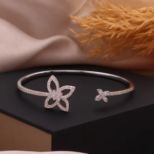 Brazalete de Plata de Ley S925 con Circonita Natural, Chapado en Plata, Diseño de Mariposa Vintage, Ajustable, para Fiesta - Product Image 1