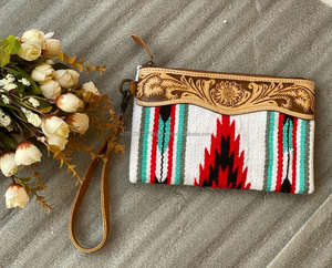 Southwest Aztec Tooled Leather Wristlet Clutch Vintage Brown Tooling Monederos Boho Chic Aztec Quilted Leather Wristlet Bag - Product Image 2