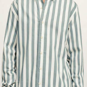 Chemise d'affaires personnalisée OEM pour hommes Chemise à manches longues de couleur unie Chemise décontractée de haute qualité vente en gros - Product Image 3