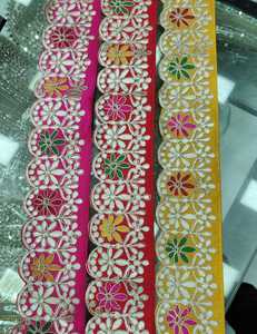 Dentelle brodée florale de paillettes vintage écologiques sur mesure pour chaussures et sacs ajoute de l'élégance à tous les projets créatifs de tenue - Product Image 6