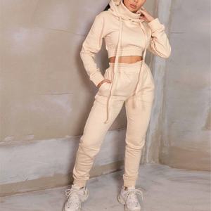 Conjunto de Sudadera con capucha de algodón de rizo francés personalizado conjunto de sudaderas con capucha recortadas dobladillo con cordón de gran tamaño y conjunto de pantalones de chándal - Product Image 4