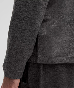 Unique Crewneck Quarter Zipper Breathable Sweatshirt For Men Luxury Lightweight Indemand Activewear Modern Fit Men Sweatshirt - Product Image 5