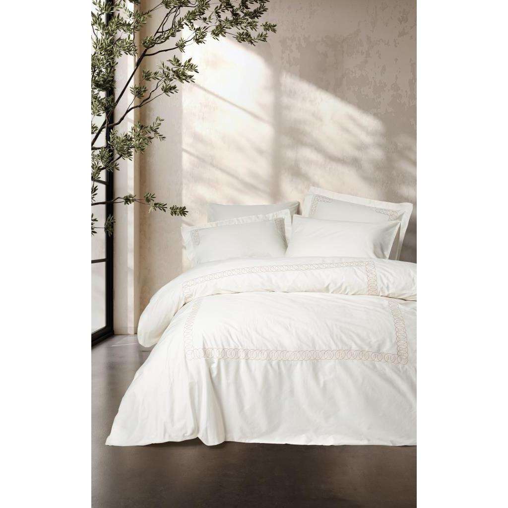 สีน้ำตาลอ่อน