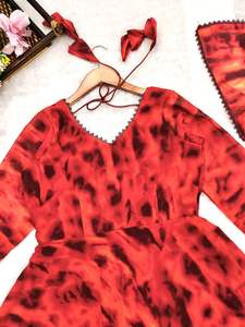 Vestido Largo Anarkali de Diseño Moderno con Seda Georgette y Bordado para Mujer, Ropa India para Ocasiones Especiales - Product Image 4