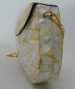 กระเป๋าคลัทช์ทรงเพรียวบาง ประดับเปลือกหอยอะบาโลนสีฟ้าเรืองแสง เหมาะสำหรับงานกลางคืน - Product Image 2