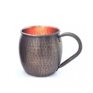 Tasse en cuivre martelé avec prise confortable et base stable conçue pour la pratique et la présentation de la mixologie - Product Image 1