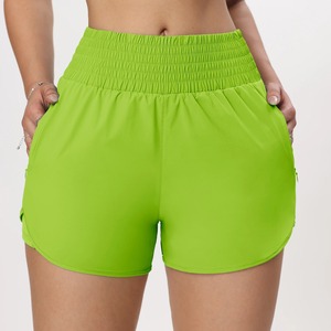 Pantalones cortos de yoga deportivos a cuadros de cintura alta para mujer con bolsillos de forro Pantalones cortos de entrenamiento de cintura elástica de Traf Official Run Friendly - Product Image 5