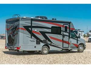 Mejor Precio Autocaravana Usada Gulf Stream RV B Touring Cruiser 5240B Clase C 2025 en Venta, 4-6 Pasajeros, Interiores Espaciosos - Product Image 1