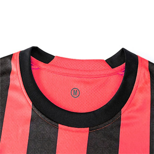 Uniforme de Fútbol de los Mejores Colores Negro y Rojo, Uniforme de Fútbol para Hombre, Uniforme Deportivo Personalizado al por Mayor de Alta Calidad, Uniforme de Fútbol Unisex - Product Image 3