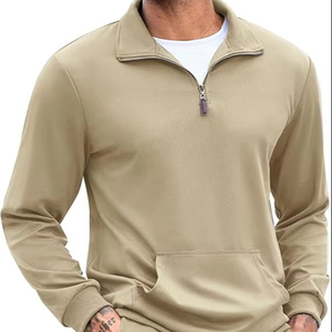 Chándal Atlético moderno para hombres y mujeres con tela elástica perfecto para deportes de fitness y aventura al aire libre - Product Image 1