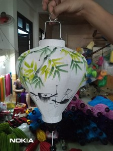 โคมไฟผ้าไหมกลมสีเขียวจากเวียดนาม - Product Image 2