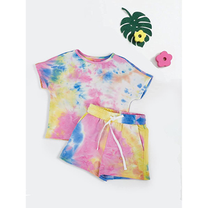 T-shirt à manches courtes imprimé d'été et Short, vêtements de Sport pour femmes, ensemble de 2 pièces, vêtements de rue pour filles, vente en gros - Product Image 3