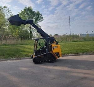 Chargeuse compacte sur chenilles JCB Teleskio, type chenille, jaune, composant moteur essentiel - Product Image 2