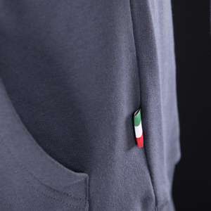 Sudadera con Capucha Vintage para Hombre, Colección de Sandalias USAG - Product Image 3