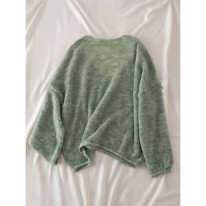 Pull en laine mérinos à épaules dénudées pour femme, pour l'automne et l'hiver - Product Image 2