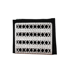 Porte-serviettes en métal plaqué argent artisanal vintage Distributeur de supports de mouchoirs de table décoratifs pour accessoires de table design - Product Image 1