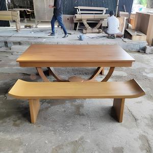 Conjunto de Mesa de Jardín de Madera Maciza Moderna y Duradera, Muebles de Comedor para Patio Exterior con Bancos para Sala de Estar y Uso en Hoteles - Product Image 2