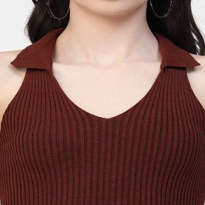 Top ajustado regular verde azulado de color sólido para mujer, Top con cuello redondo sin mangas, sin mangas, top de punto de algodón para mujer, hecho en La India - Product Image 5