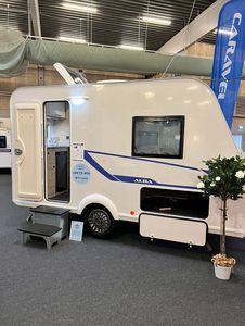 Caravane légère prête pour l'hiver, tout-terrain, avec cuisine intégrée et énergie solaire - Product Image 6