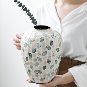 Jarrón decorativo de nácar hecho a mano más vendido, jarrón de exhibición artesanía vietnamita tradicional al por mayor - Product Image 4