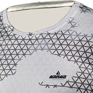 Vêtements de gymnastique et de fitness Nouvelle arrivée Rash Guard pour hommes Pas cher Prix Design personnalisé Rash Guard pour la vente en ligne - Product Image 4