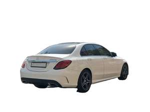 Mercedes-Benz C300 AMG d'occasion 2023, conduite à gauche, sièges en cuir, intérieur foncé, 4.5L, automatique, régulateur de vitesse adaptatif - Product Image 5