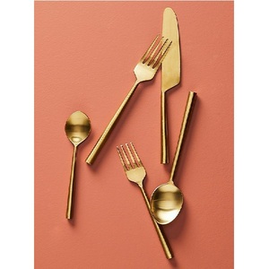 Set di <span class=keywords><strong>Posate</strong></span> di Lusso in Argento Opaco Dorato, <span class=keywords><strong>Servizio</strong></span> per 4 Persone, Finitura Satinata, Set di 20 Pezzi in Acciaio Inossidabile per Casa - Product Image 6